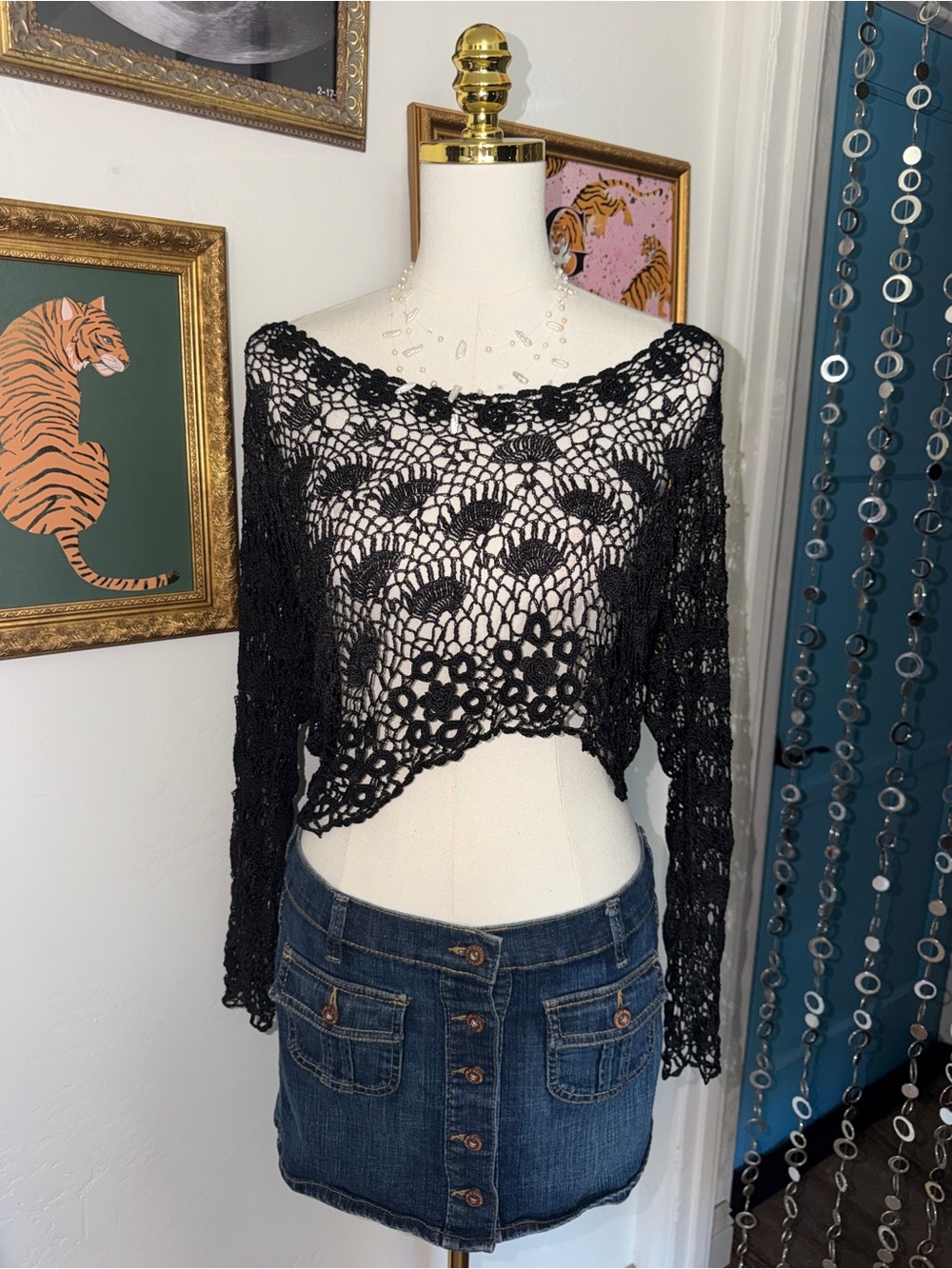 Vintage Y2K Black Crochet Long-Sleeve Crop Top
